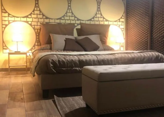 Al Vecchio Arco Borgo Antico בארי