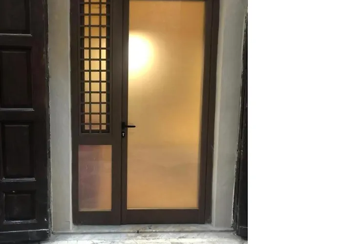 Al Vecchio Arco Borgo Antico 3* בארי